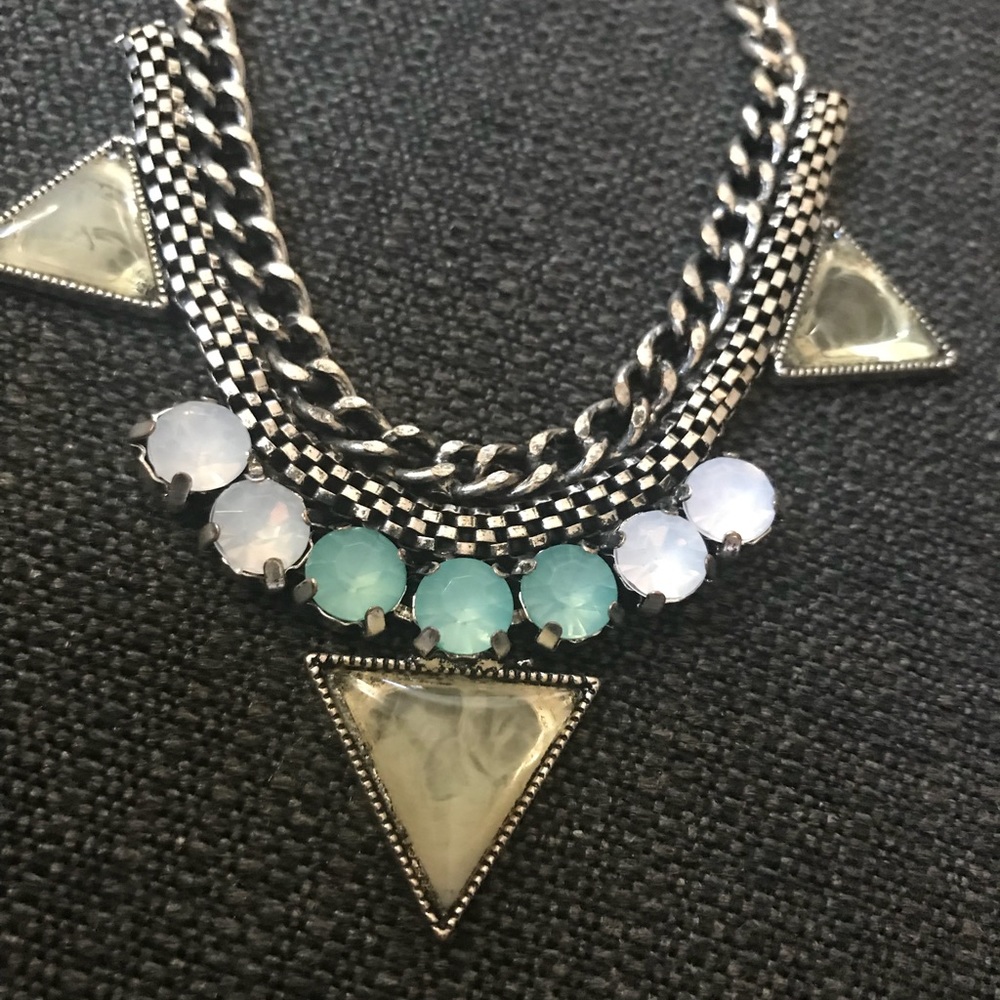 Statement necklace